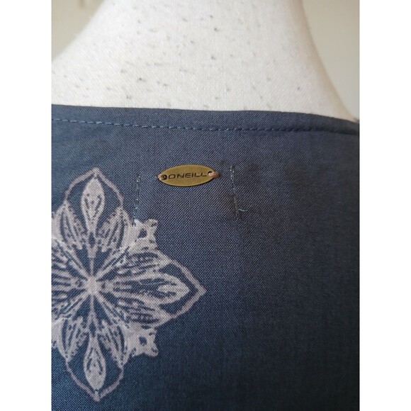 O'Neill Gray Floral Print Top Womens Long Sleeve V-Neck Pullover Size Large - Picture 4 of 15